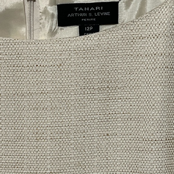 Tahari Jimlee Beaded Sheath Dress Wedding Guest First Lady Mother of the Bride - Picture 4 of 5